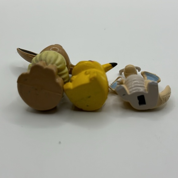 Vintage Pokemon figurines. - Picture 9 of 12